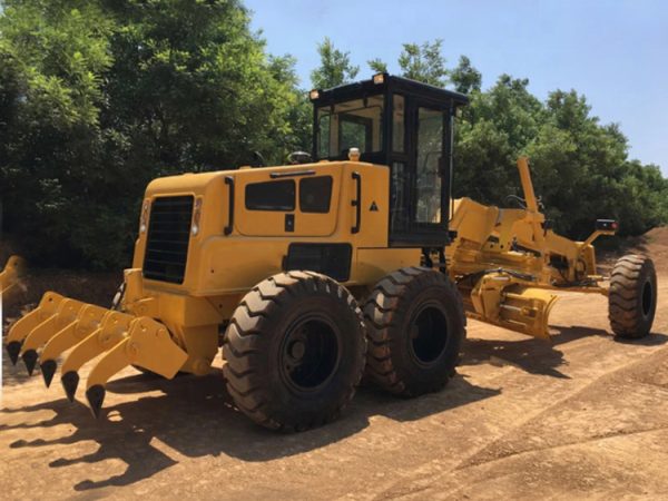 135HP 160HP 180HP 200HP 220HP Motor Grader with Front Blade and The Ripper - Image 3