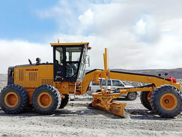 140hp Road Motor Grader SG14-B5 with A/C cabin front blade rear ripper in stock - Image 4