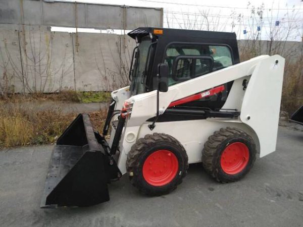 2.7 ton Mini Skid Steer Loader CDM307 - Image 4