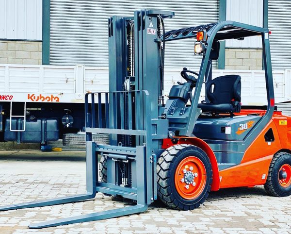 3T Diesel Forklift LG30DT with High Quality Spare Parts - Image 3