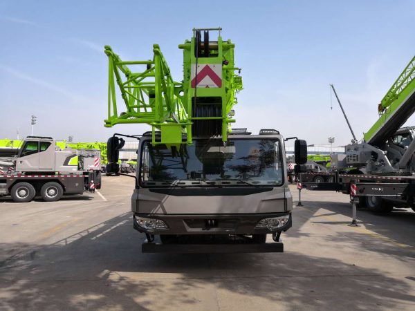 55 ton Mobile Truck Crane QY55V with Competitive Price - Image 2