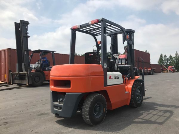 CPCD35 3.5T Internal Combustion Forklift Crane - Image 4