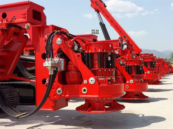 Good Quality Hydraulic Mobile Rotary Drilling Rig SR220C - Image 4