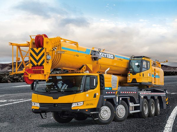 Heavy Duty Machinery 130 Ton Hydraulic Truck Crane XCT130 with Best Price - Image 3