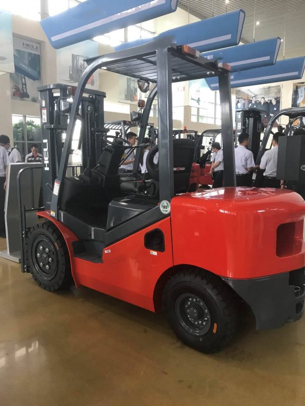 Heli 3 Ton Gasoline Forklift CP(Q)(Y)D30 Diesel Forklift With Factory Supply - Image 3