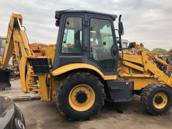 High Operating Efficiency Backhoe Loader CLG766A 1.0cbm 0.2cbm 2ton 74.5kW - Image 5