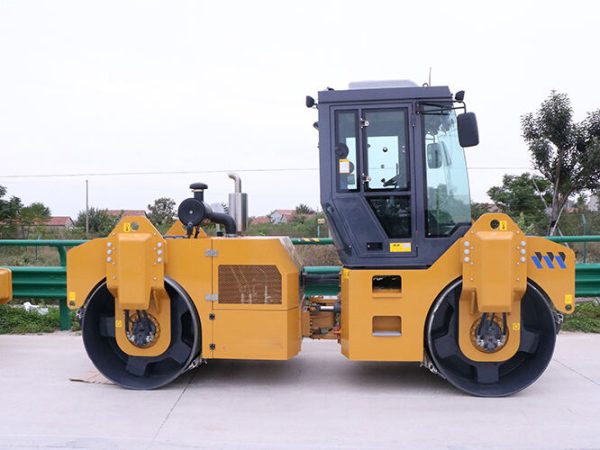 High Operating Efficiency Vibratory Road Compactor Roller XD102 - Image 6