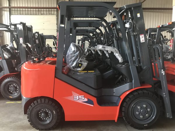 High Performance 4.5ton forklift HELI CPCD45 3m diesel Perfectly Worked - Image 6