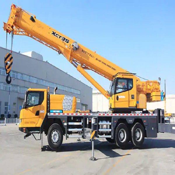 Lifting Machinery 58m Hoist Height 35 Ton XCT35 Truck Crane - Image 6