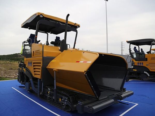 RP753 140KW Road Asphalt Concrete Paver Machine - Image 2