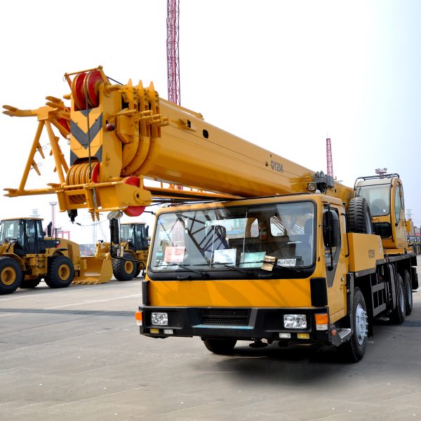 QY25K-II Chinese 25t boom truck crane with cheap price - Image 3