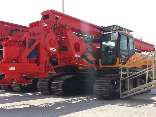 SR150 55m Hydraulic Rotary Drill Rig Machine - Image 4