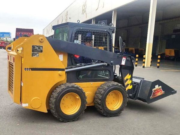 XC740 Skid Steer Loader for Sale - Image 2