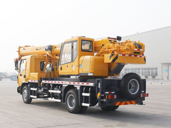 XCT12 12T New Mounted Crane Truck - Image 4