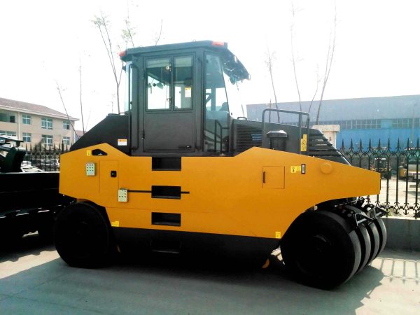 XP163 16T Static Road Roller - Image 3