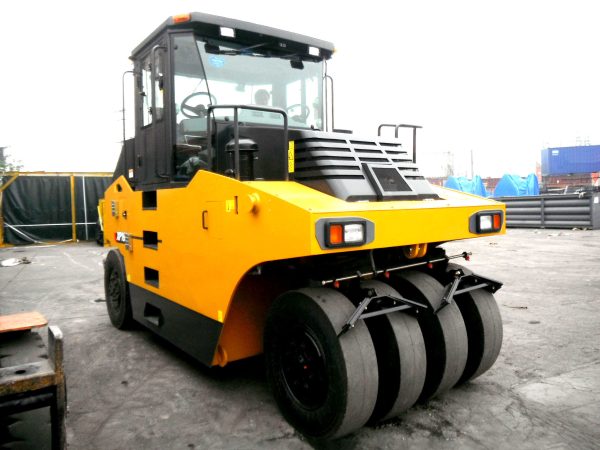 XP163 16T Static Road Roller - Image 6