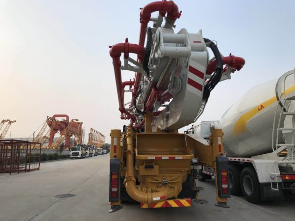 the best price China top brand 37m Truck-mounted Concrete Pump HB37K Truck Mounted Boom Concrete Pump in stock - Image 6